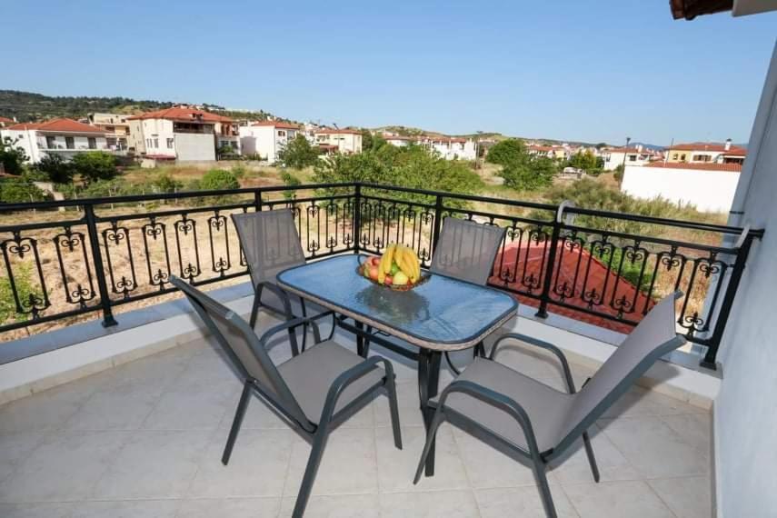 Nikiti View Apartment Zewnętrze zdjęcie